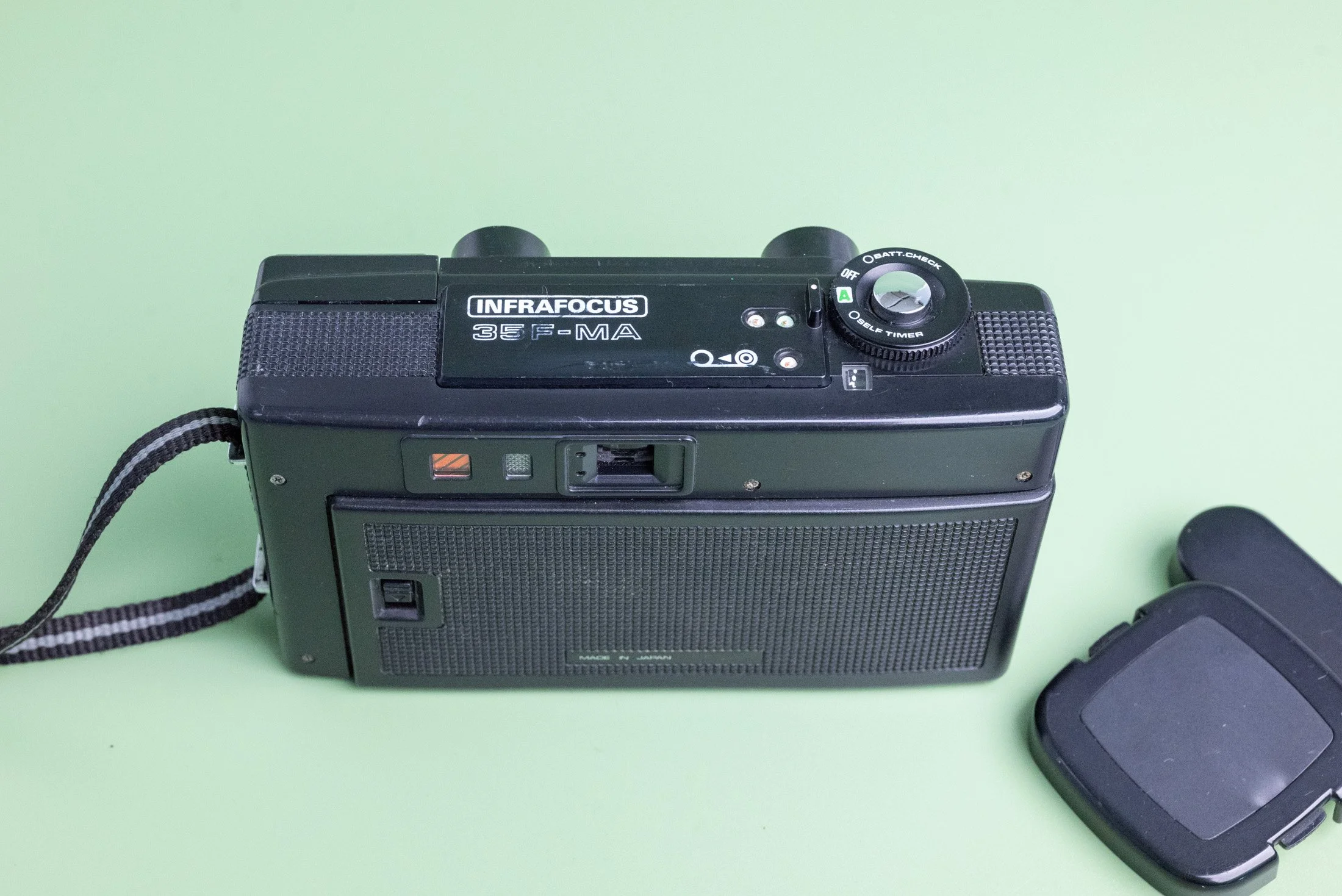 Chinon 35F MA Point and Shoot 35mm Film Camera with Strap and Lens